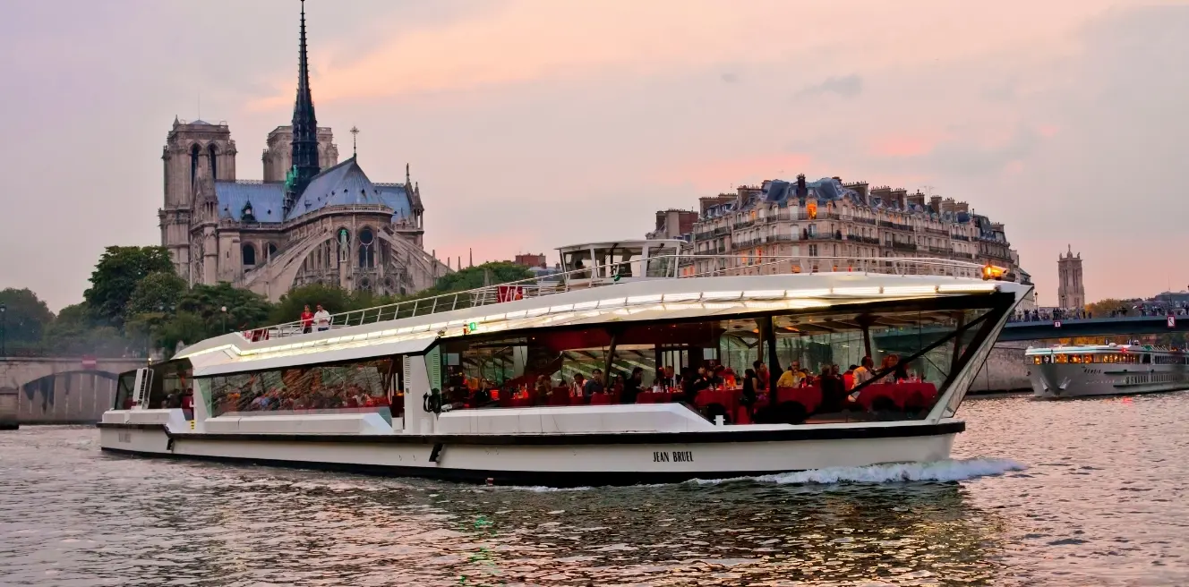 1 Hour Seine River Cruise From The Eiffel Tower By Bateaux Parisiens